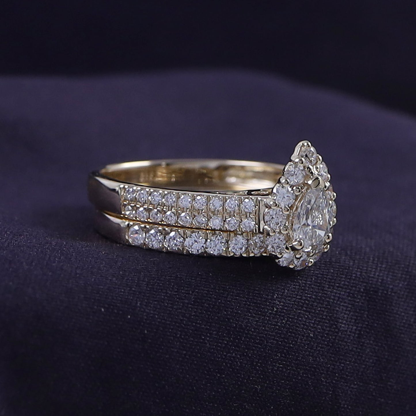 Pear and Round shape Lab Grown Diamond halo bridal set ring- 1.00 CTW